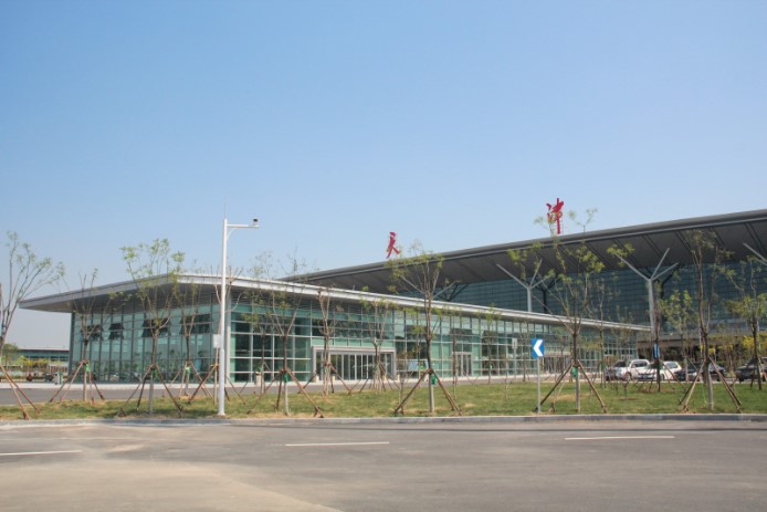 天津机场自动门案例