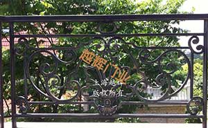 上海嘉定铁艺护栏案例 - 中出网-智能出入口门户